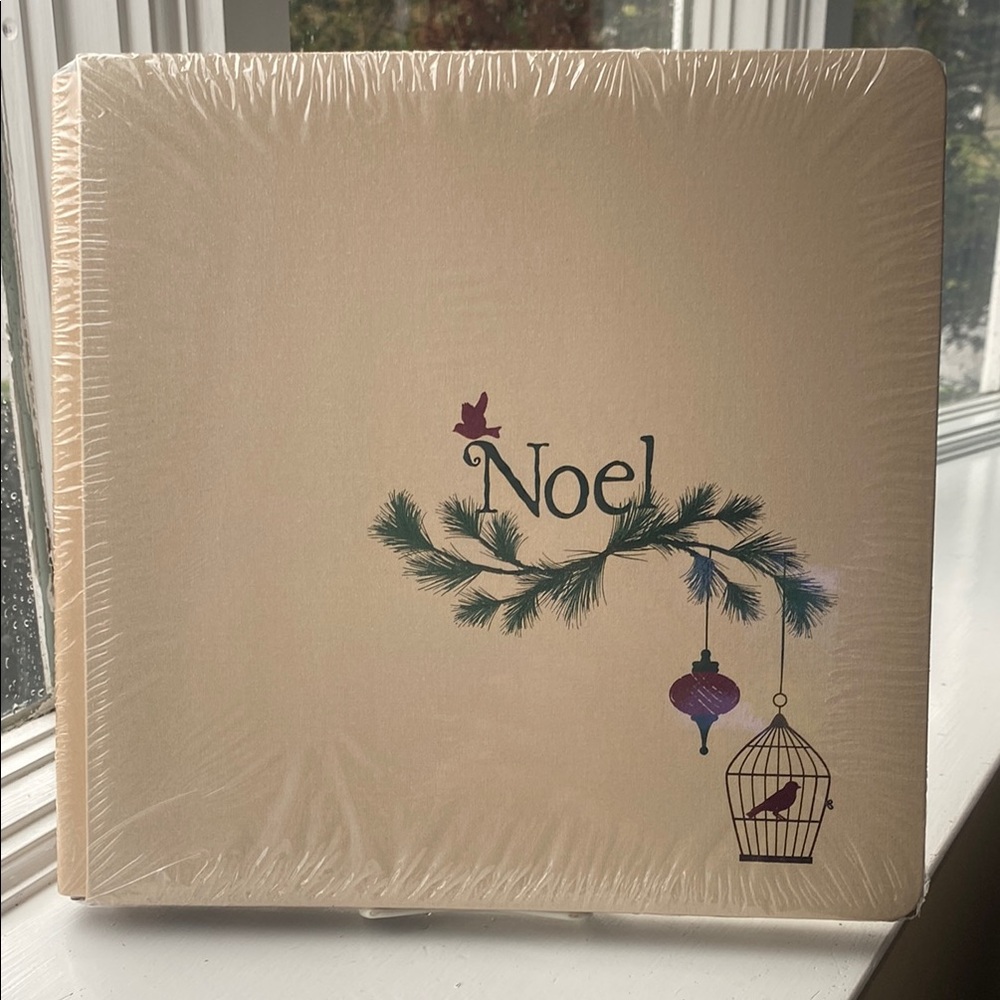 Creative Memories Noel Holiday Album with Birdcage Design